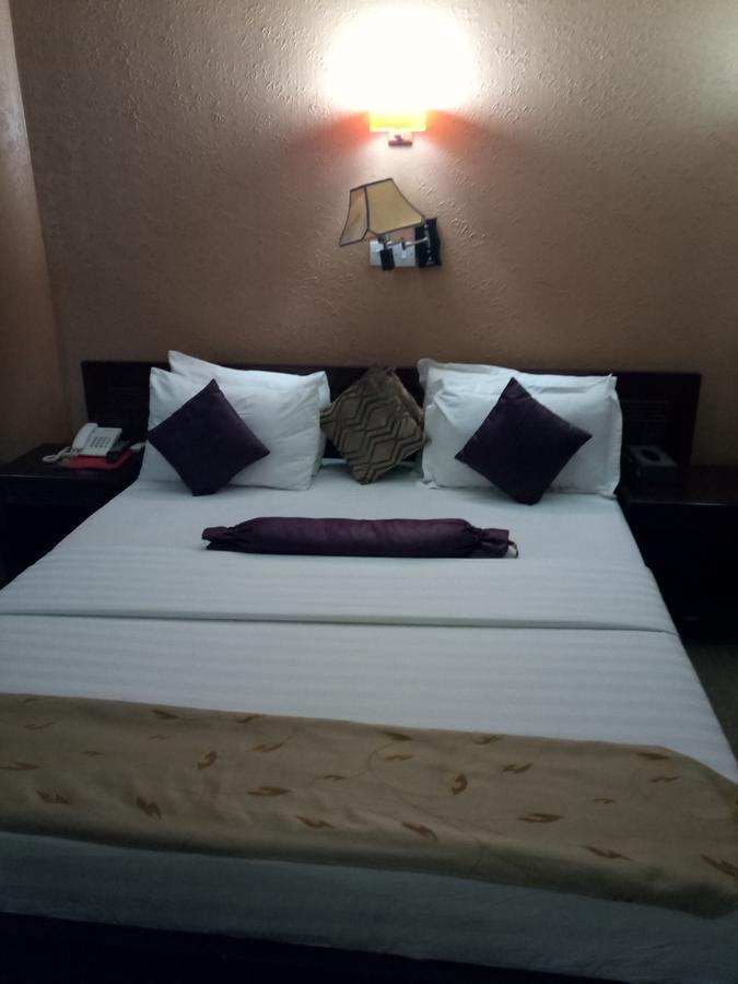 Crocodile Hotels And Restaurant Limited Kaduna Eksteriør billede