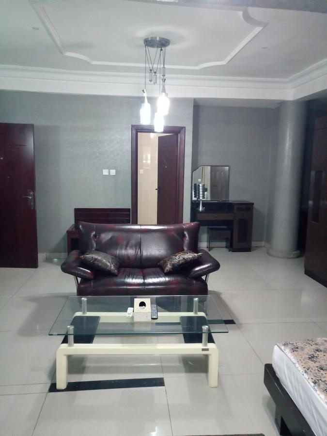 Crocodile Hotels And Restaurant Limited Kaduna Eksteriør billede