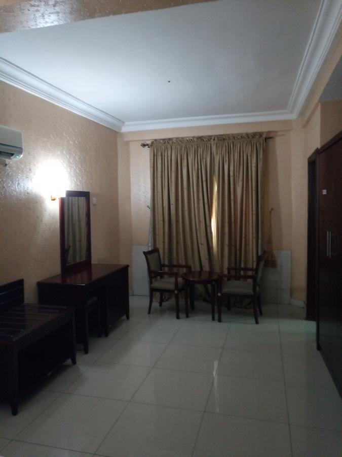 Crocodile Hotels And Restaurant Limited Kaduna Eksteriør billede